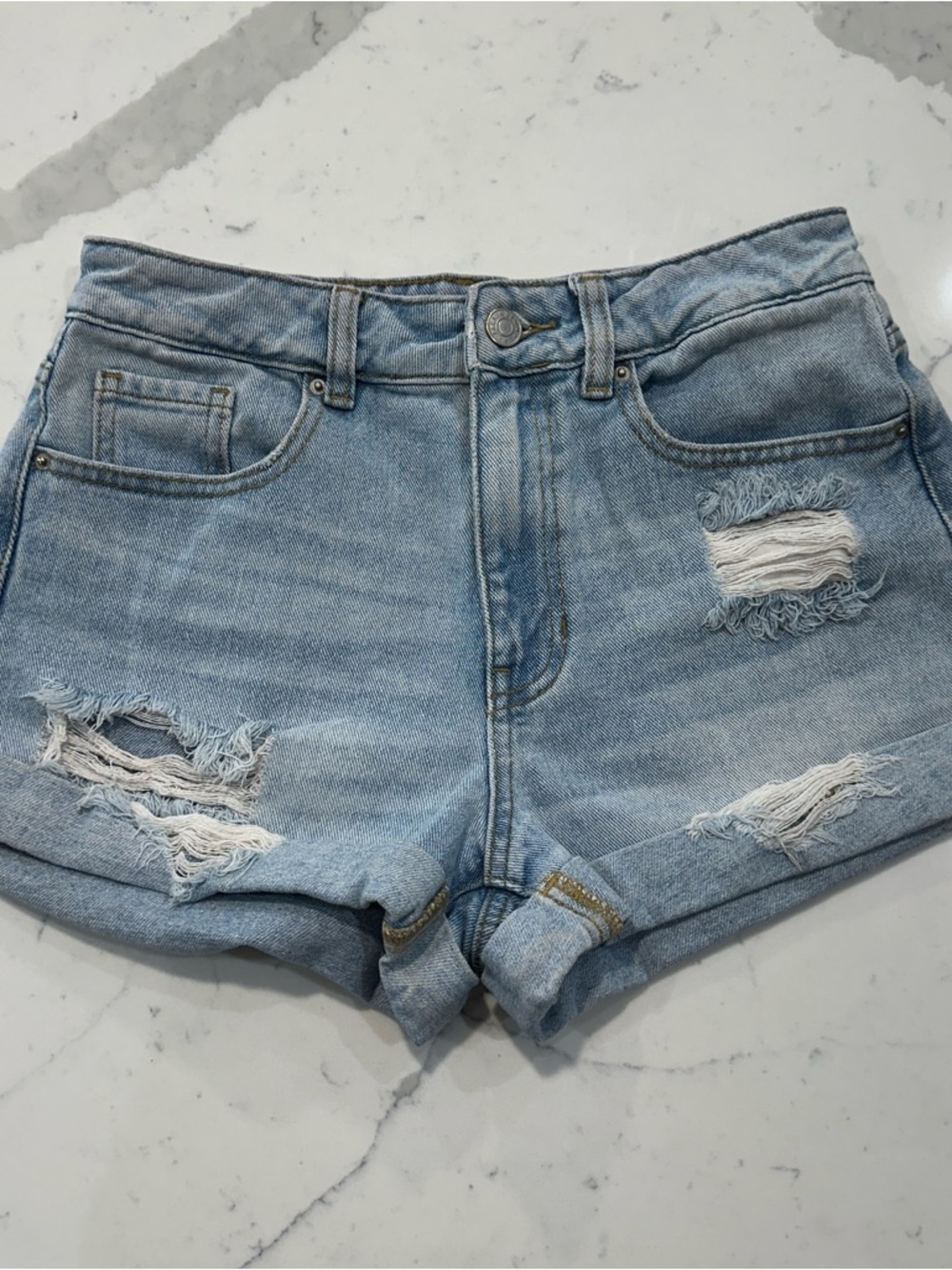 PacSun Light Wash Distressed Denim Shorts Size 26